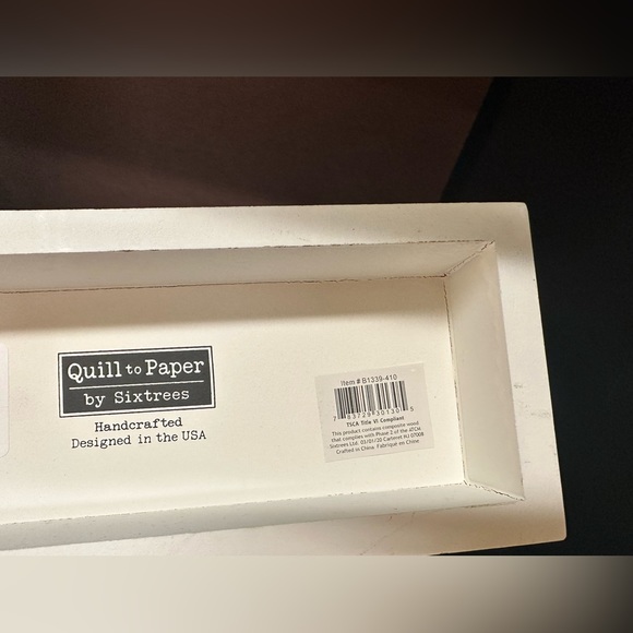 You can do this office shelf decor inspirational ✨ - Picture 4 of 4